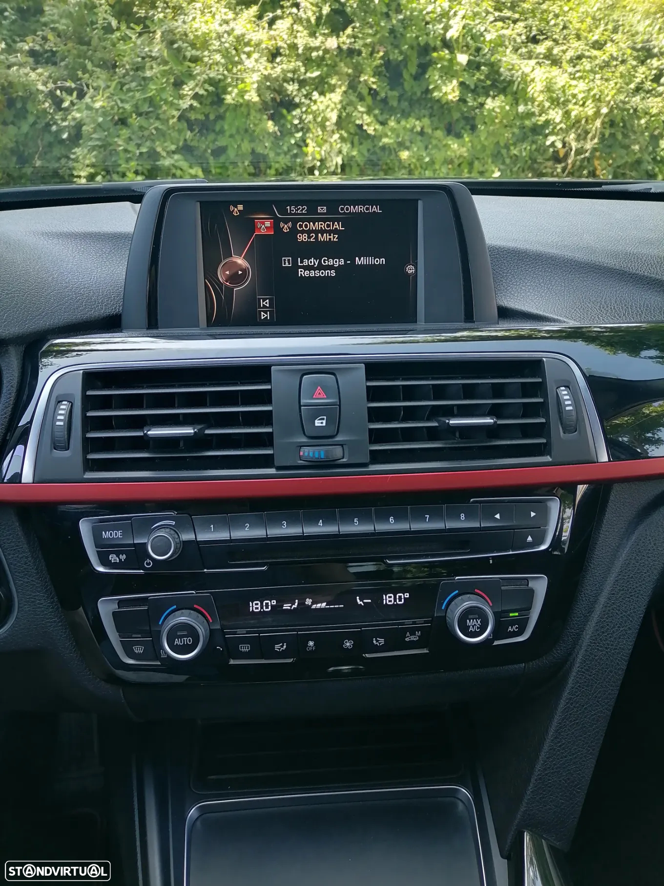 BMW 318 d Touring Line Sport - 13