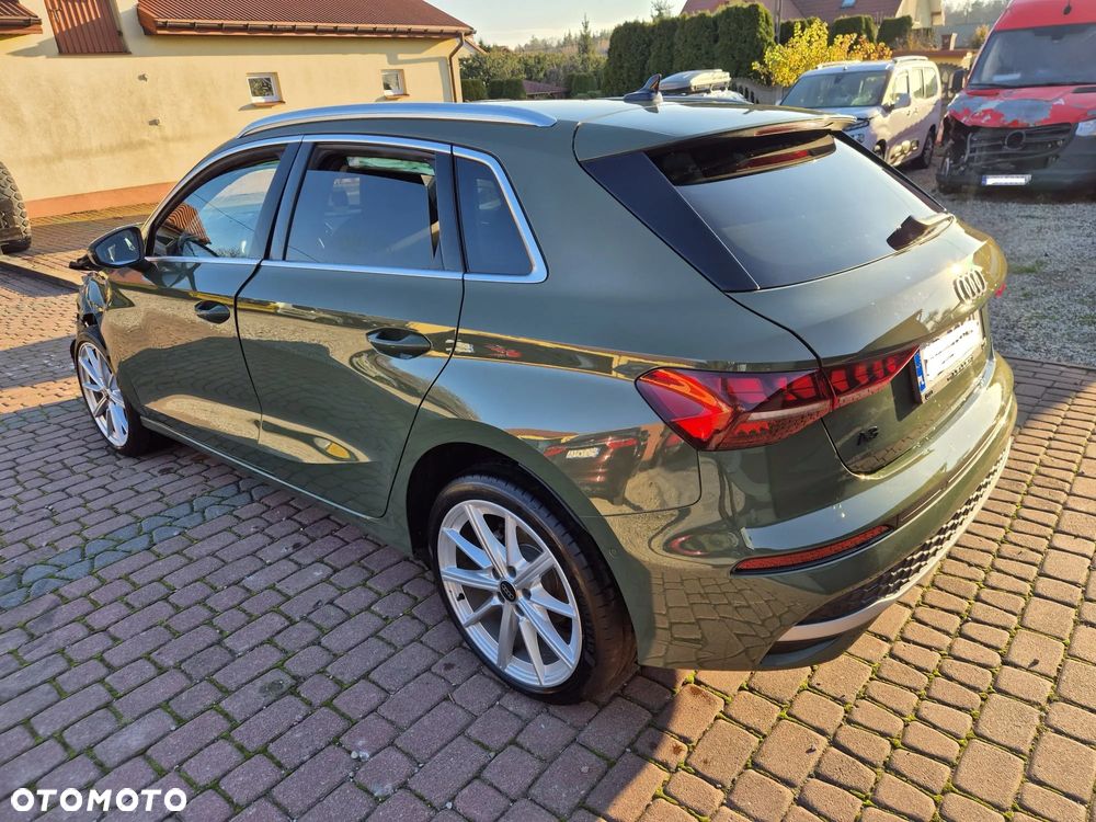 Audi A3 Sportback - 2