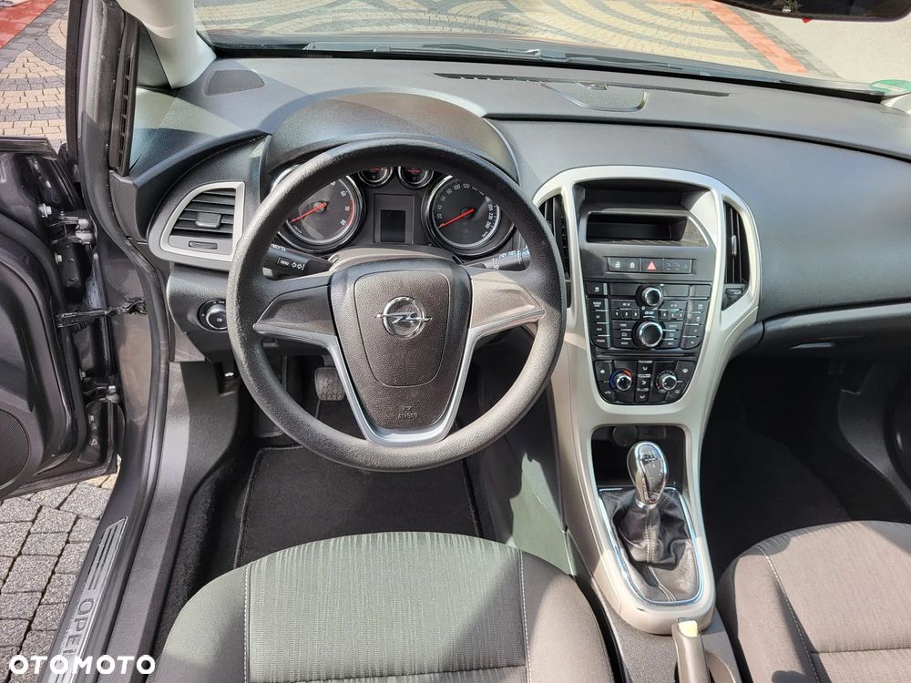 Opel Astra 1.6 Edition - 9