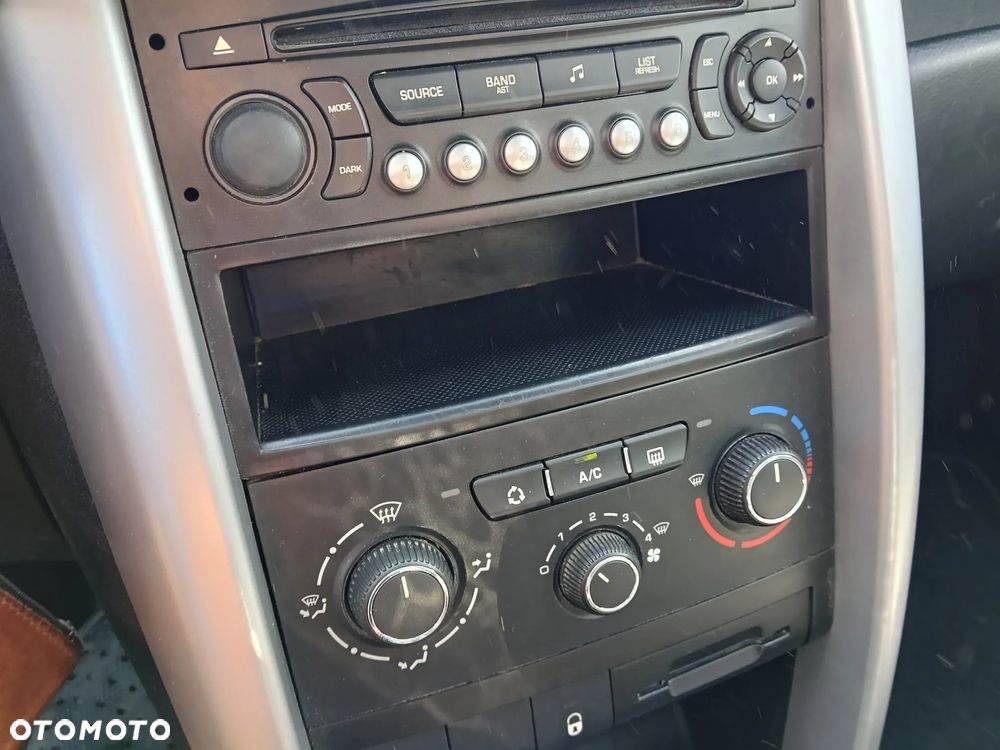 Peugeot 207 95 VTi Filou - 18