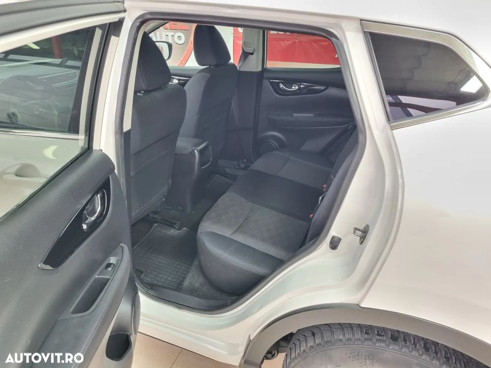 Nissan Qashqai - 23