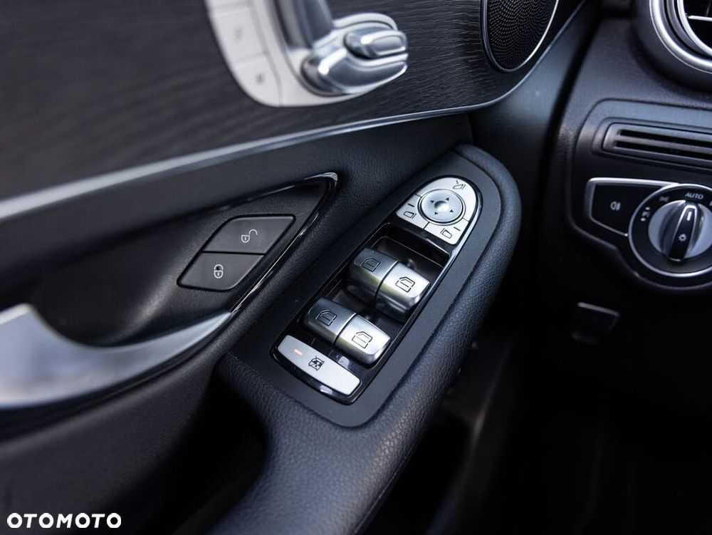 Mercedes-Benz GLC 300 4Matic 9G-TRONIC - 14