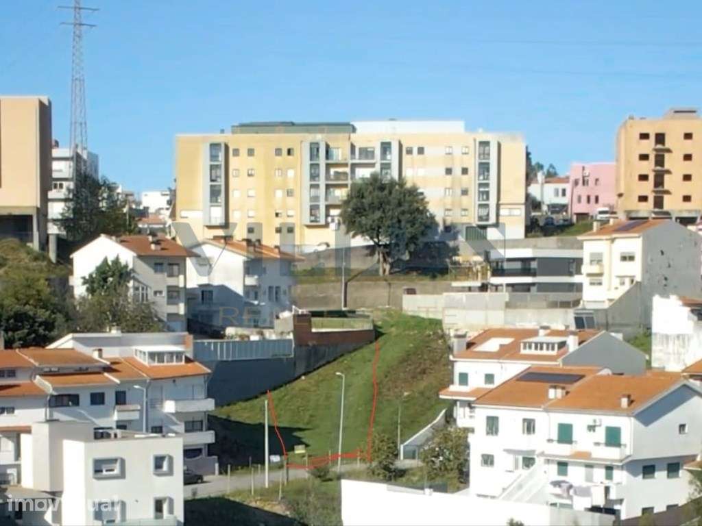 Terreno com Projeto Aprovado para Moradia T3 - Pronto a Construir - Grande imagem: 3/10