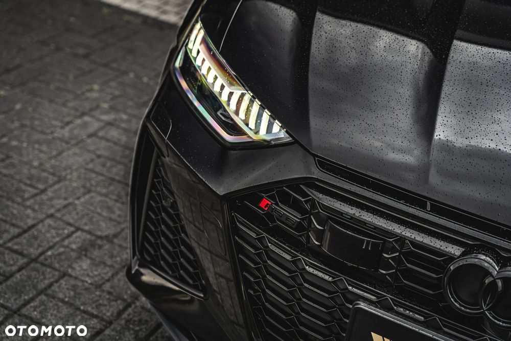 Audi RS6 Avant - 8