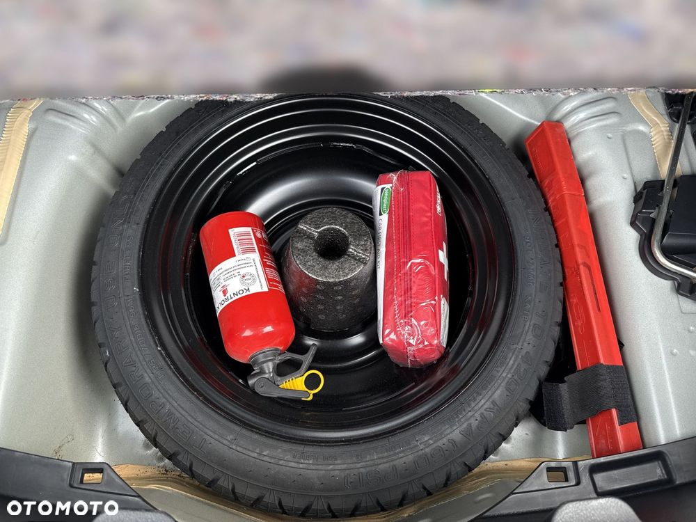 Toyota Yaris 1.5 Selection - 26