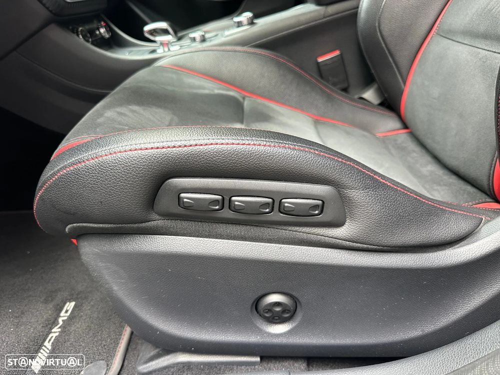 Mercedes-Benz A 45 AMG - 22