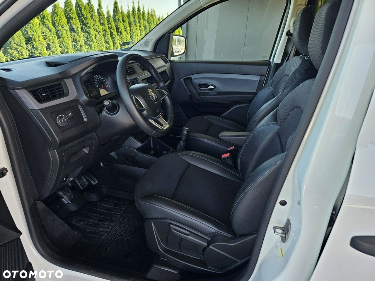 Renault Express - 13