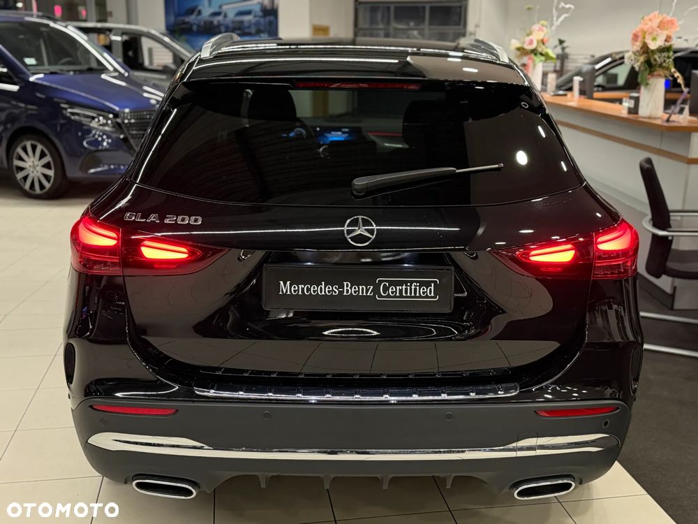 Mercedes-Benz GLA 200 AMG Line - 11