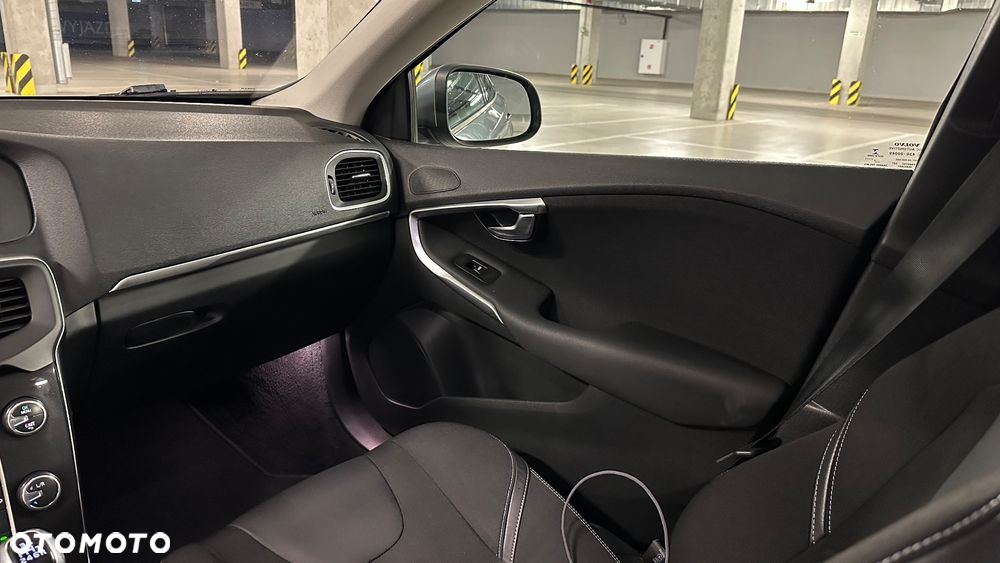 Volvo V40 - 19