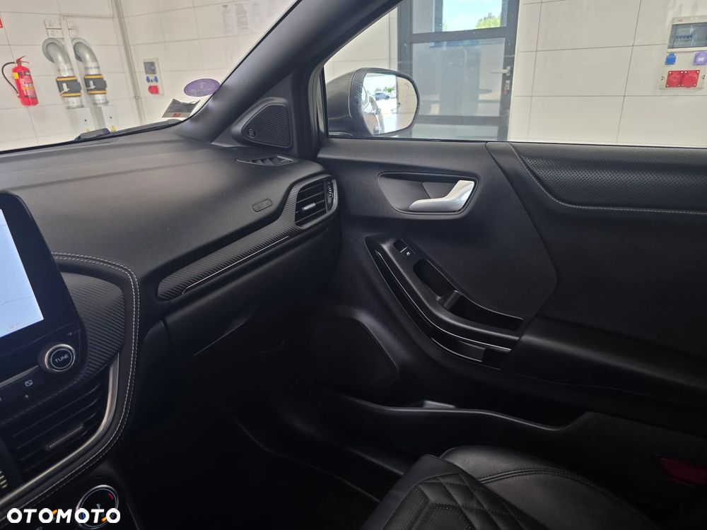 Ford Puma 1.0 EcoBoost Hybrid ST-LINE - 32