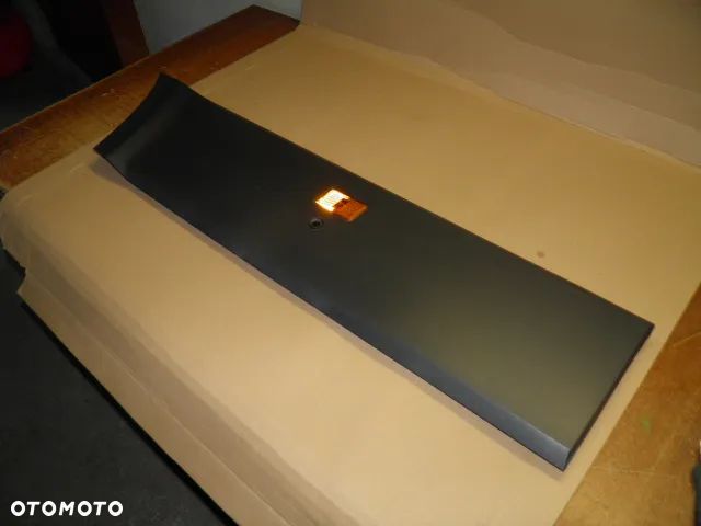 LISTWA PRAWA MAN TGE VW CRAFTER 2022r - 6