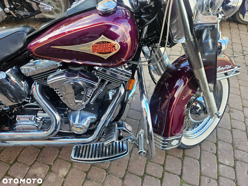 Harley-Davidson Softail Heritage Classic - 19
