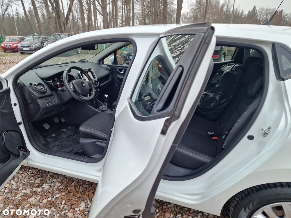 Renault Clio - 9