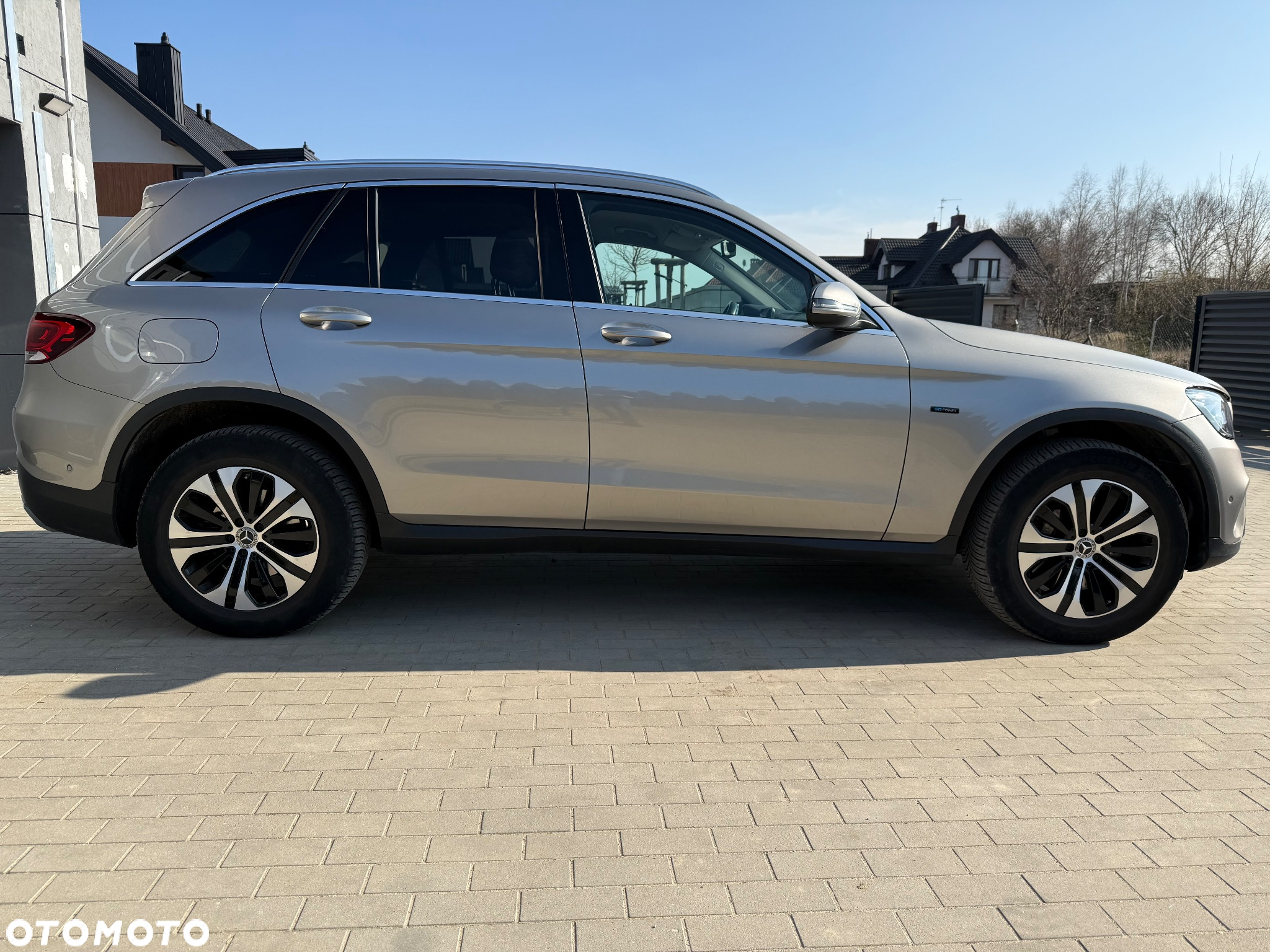 Mercedes-Benz GLC 300 e 4-Matic Business Edition - 6