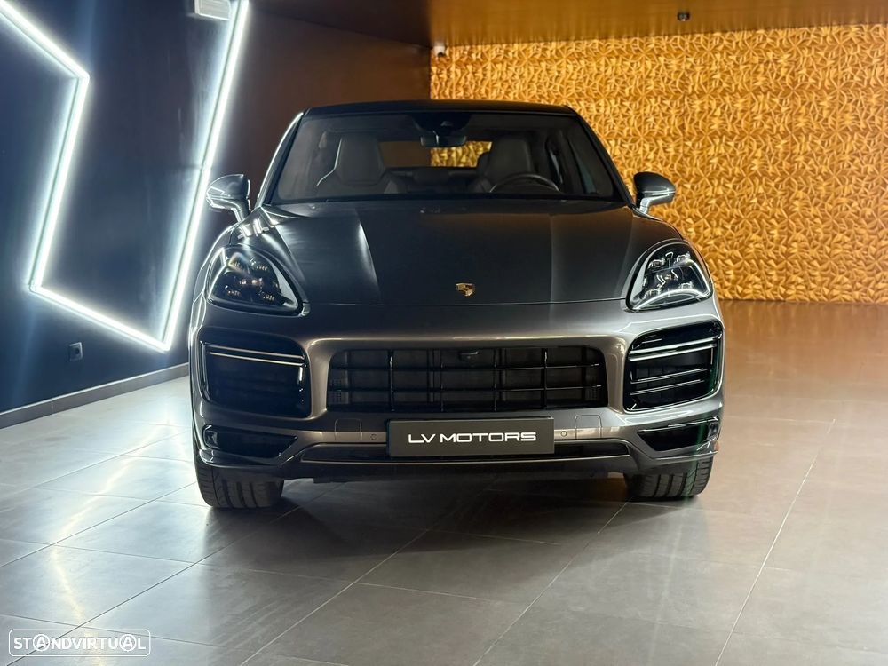 Porsche Cayenne Coupé Turbo S E-Hybrid - 3