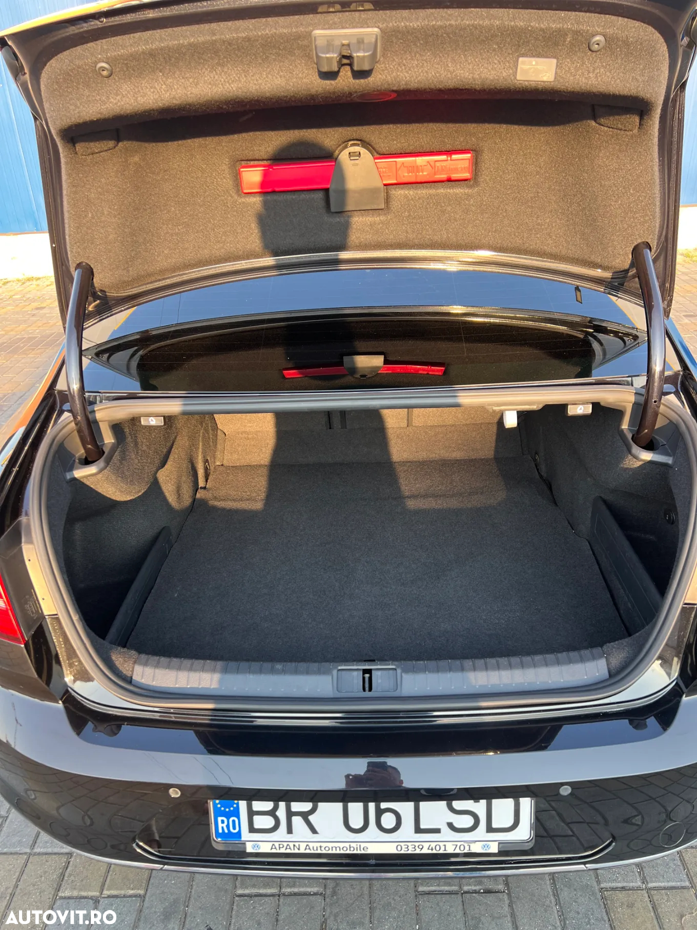 Volkswagen Passat 2.0 TDI DSG Highline - 22