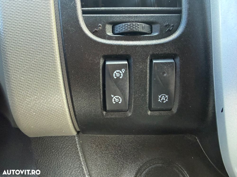 Renault Trafic ENERGY L1H1 Komfort - 24