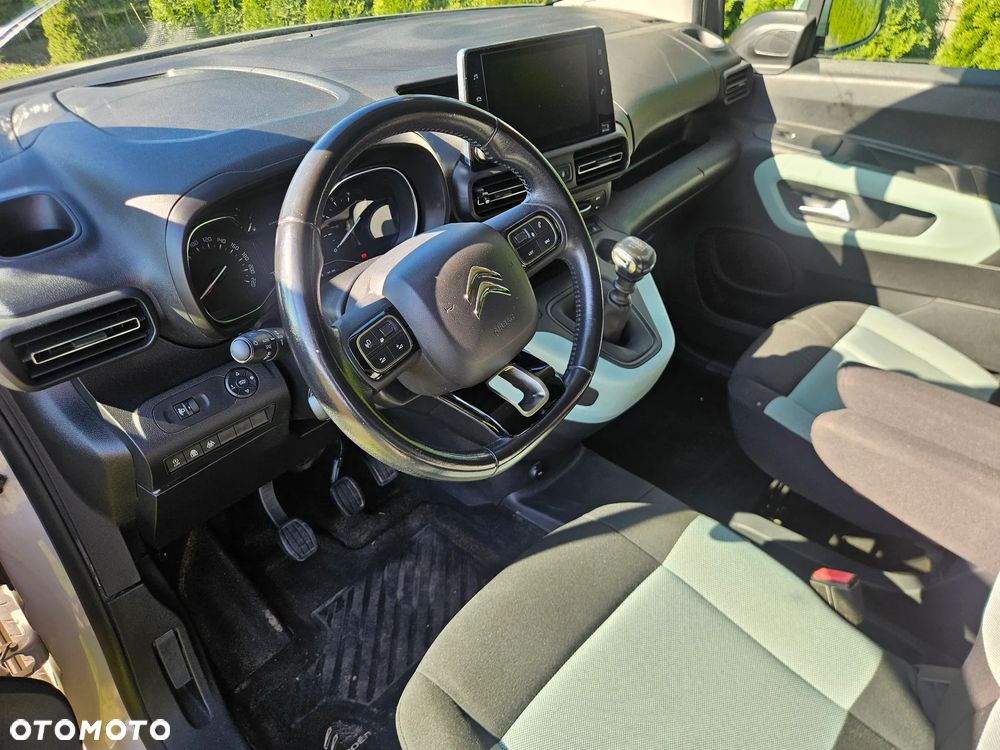 Citroën Berlingo XL 1.2 PureTech Live Pack S&S (7-os.) - 20