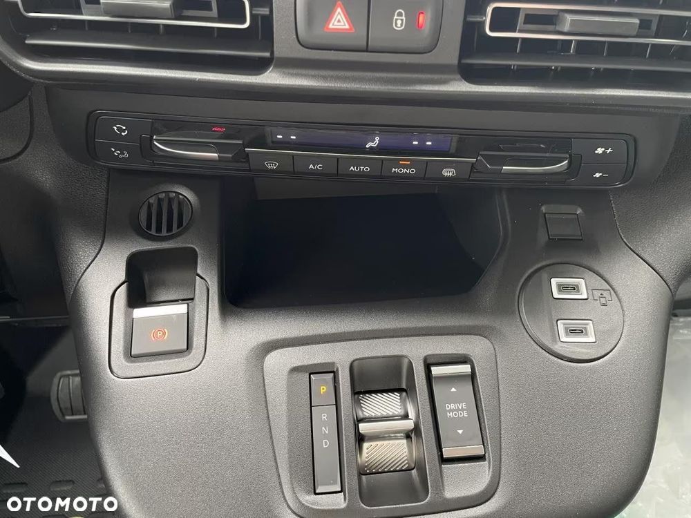 Opel Combo Van 1.5 BlueHDi L2 EAT8 - 12