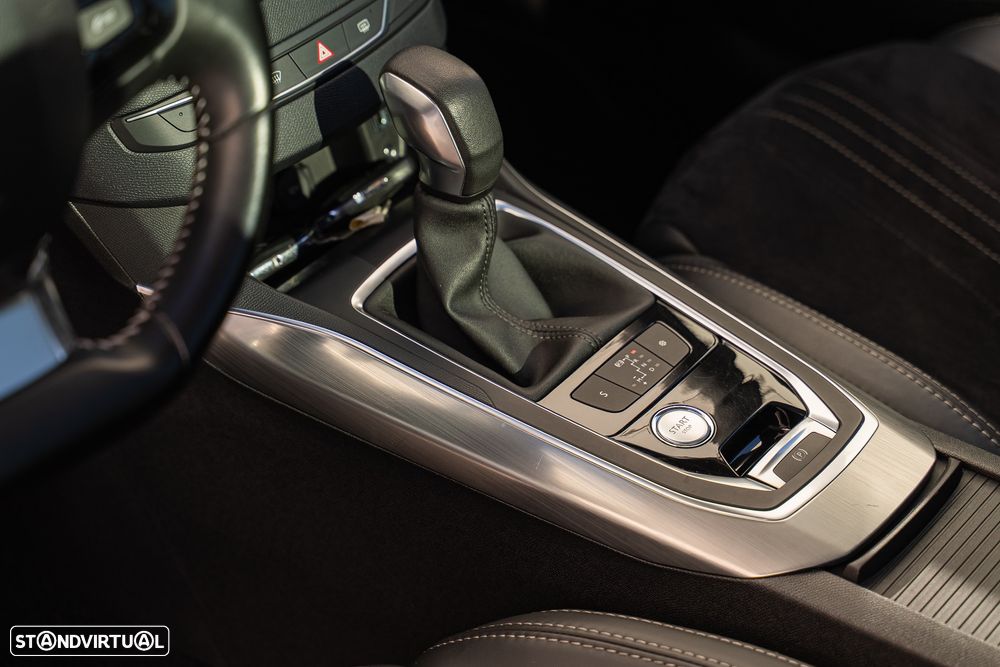 Peugeot 308 SW PureTech 130 EAT6 Stop & Start Allure - 27