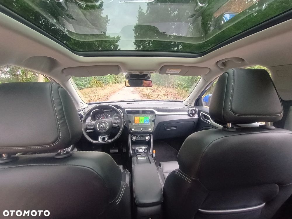 MG ZS Luxury - 10