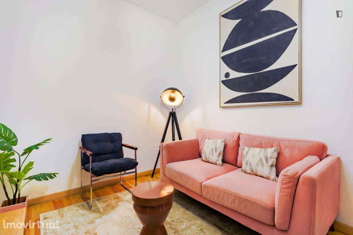 Apartamento com 2 quartos - localizado em Intendente Lisbon - Grande imagem: 2/26