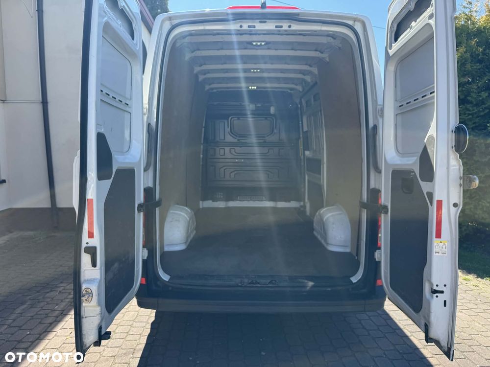 Volkswagen Crafter - 9