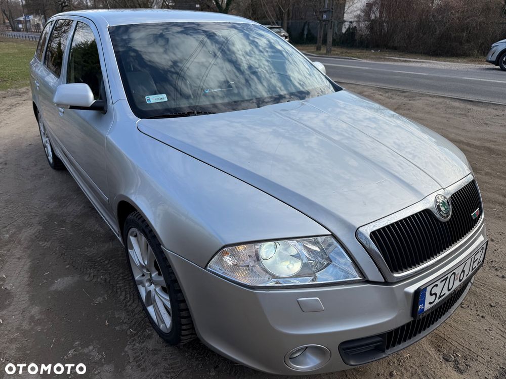 Skoda Octavia 2.0 TDI CR DPF RS - 2