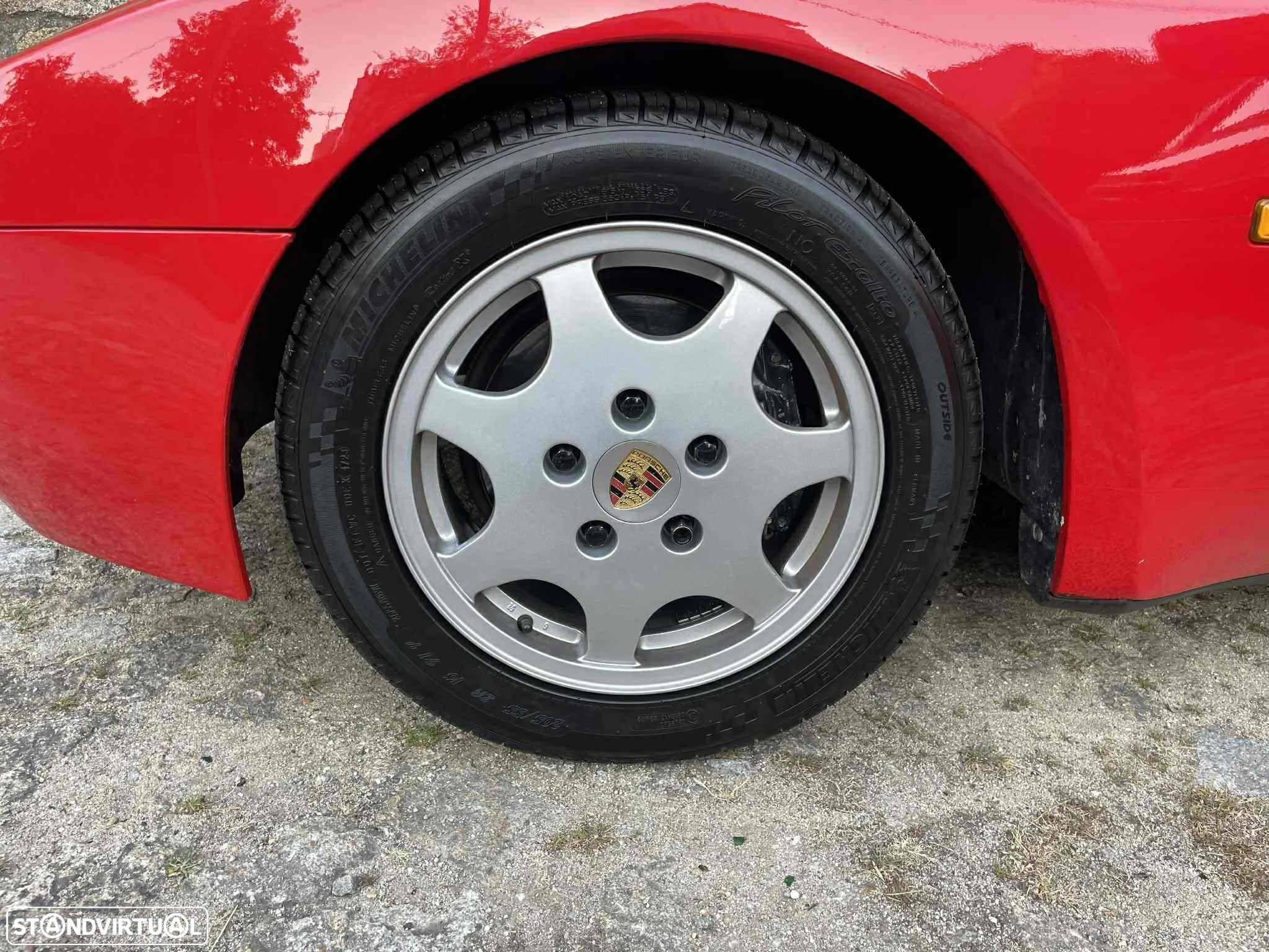 Porsche 944 Turbo - 27