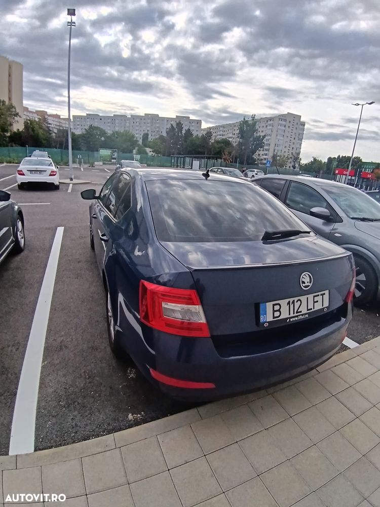SKODA Octavia 2015 — imagine 3