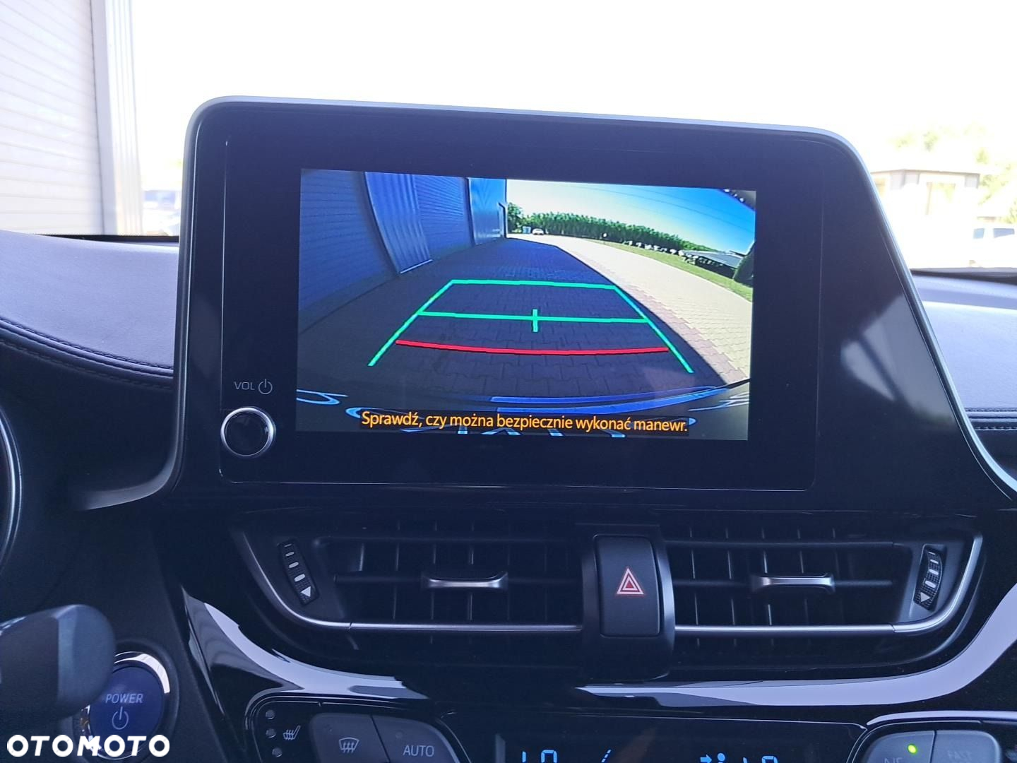 Toyota C-HR - 9