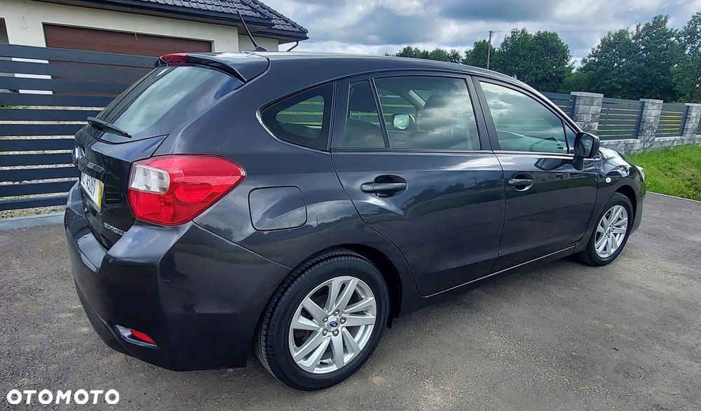 Subaru Impreza 2.0i Active - 19