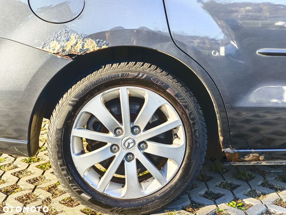 Mazda 5 - 11
