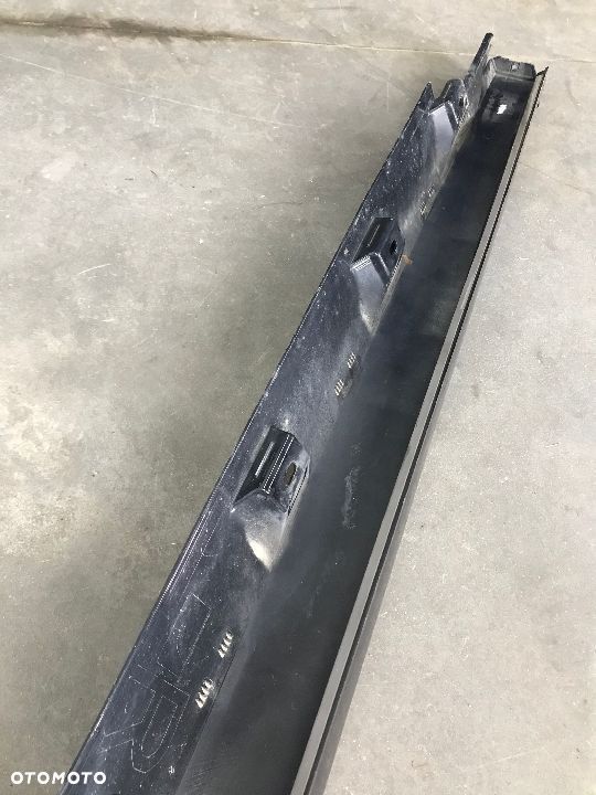 Nakładka progu Vw Passat B8 14-24r. prawa listwa próg zewnętrzny 3G0853858F - 11