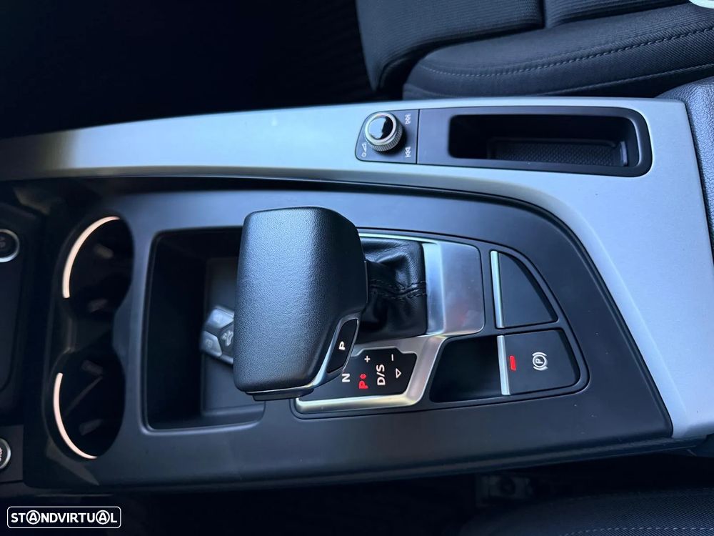 Audi A4 Avant 35 TDI S line S tronic - 14