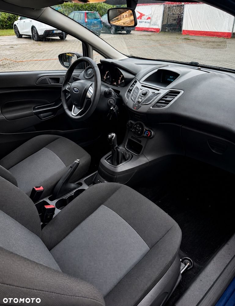 Ford Fiesta 1.25 Ambiente EU5 - 8