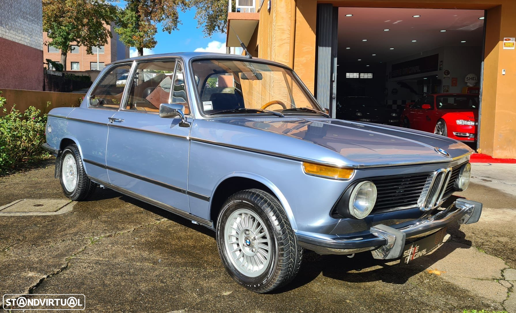 BMW 2002 - 3