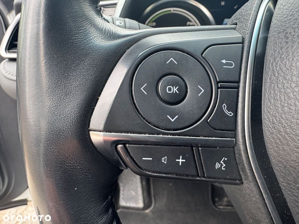 Toyota Camry 2.5 Hybrid Executive CVT - 33