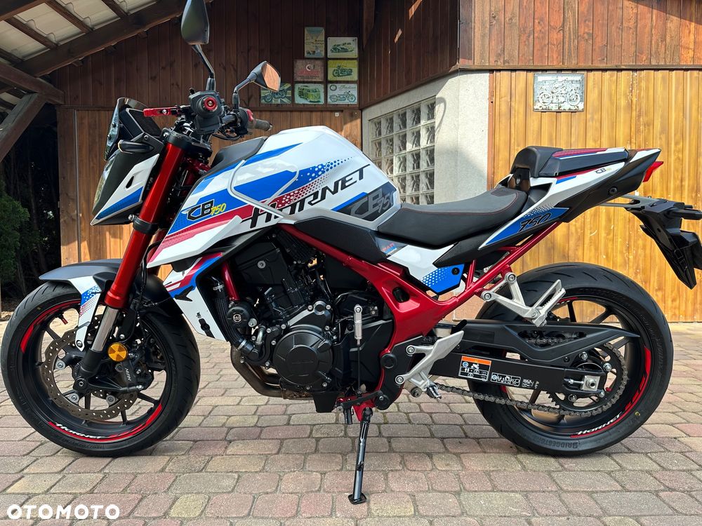 Honda CB - 4
