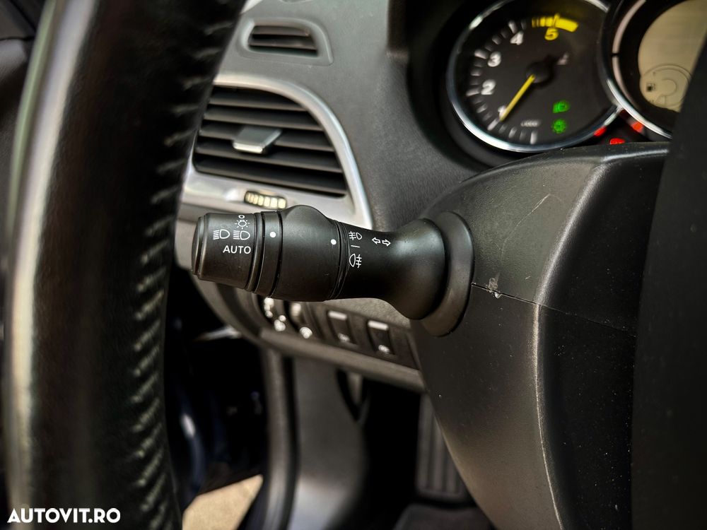 Renault Megane ENERGY dCi 110 Start & Stop LIMITED - 22