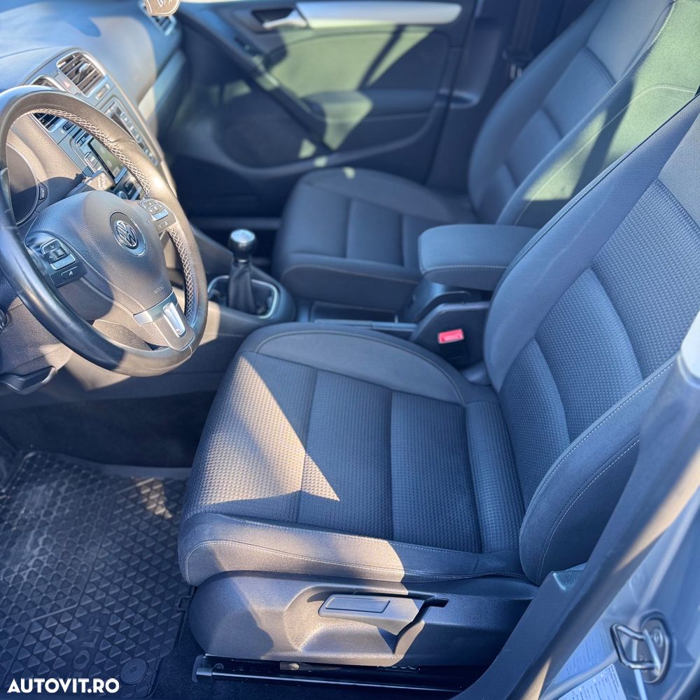 Volkswagen Golf 1.6 TDI DPF Team - 17