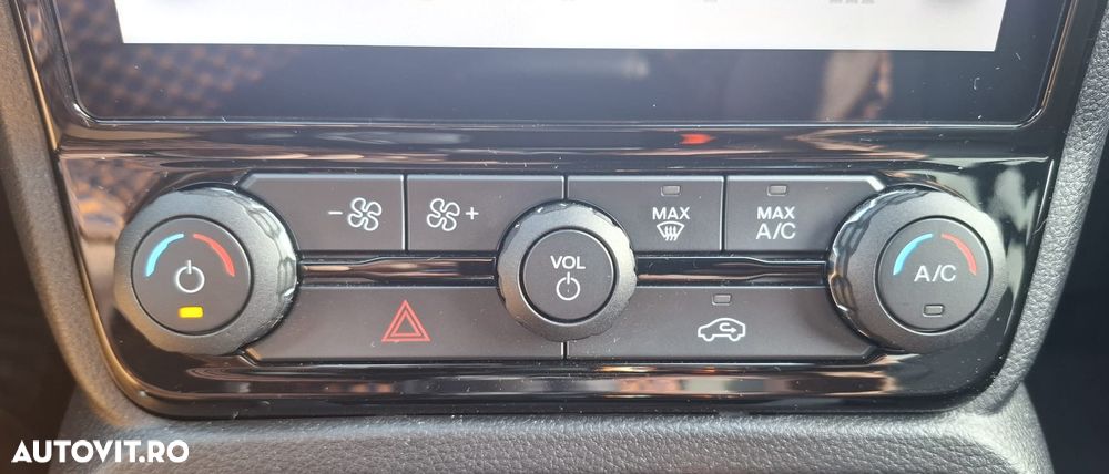 Ford Ranger 2.0 TD 205 CP 10AT 4x4 Double Cab Wildtrak - 13