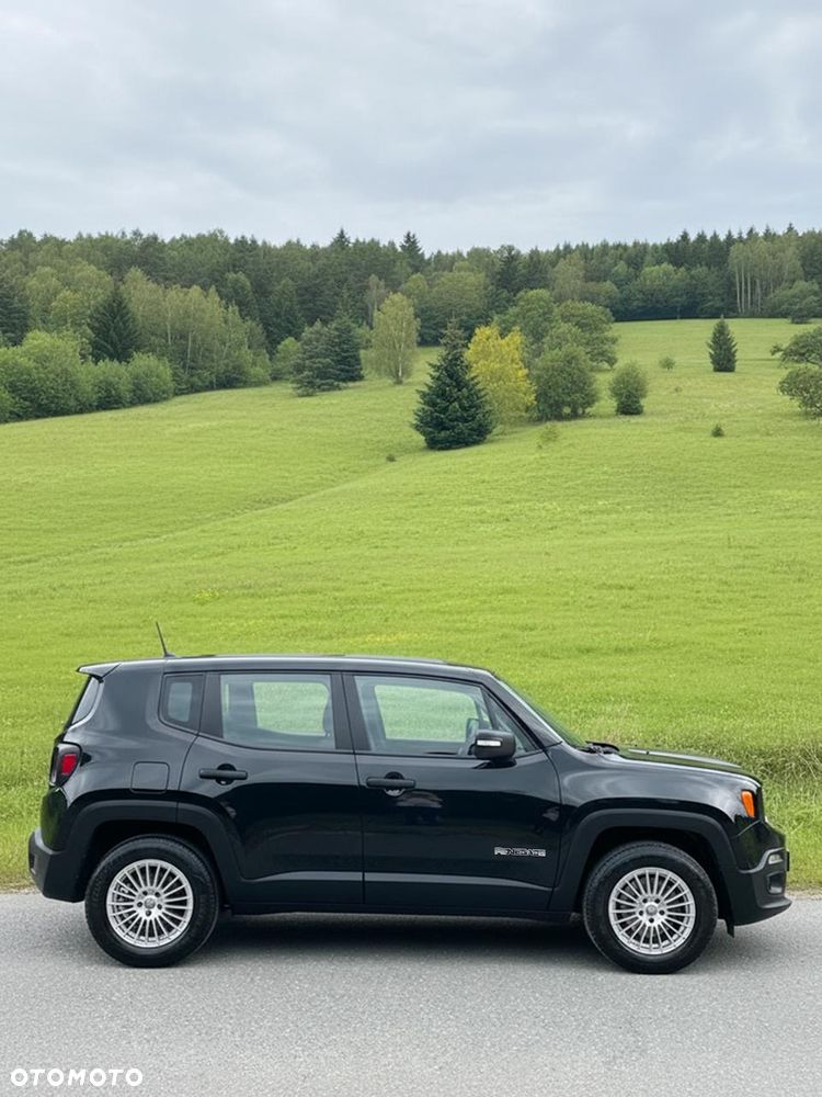 Jeep Renegade 1.6 E-TorQ Sport FWD - 3