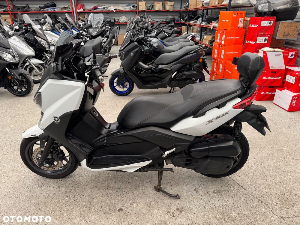 Yamaha X-max - 4
