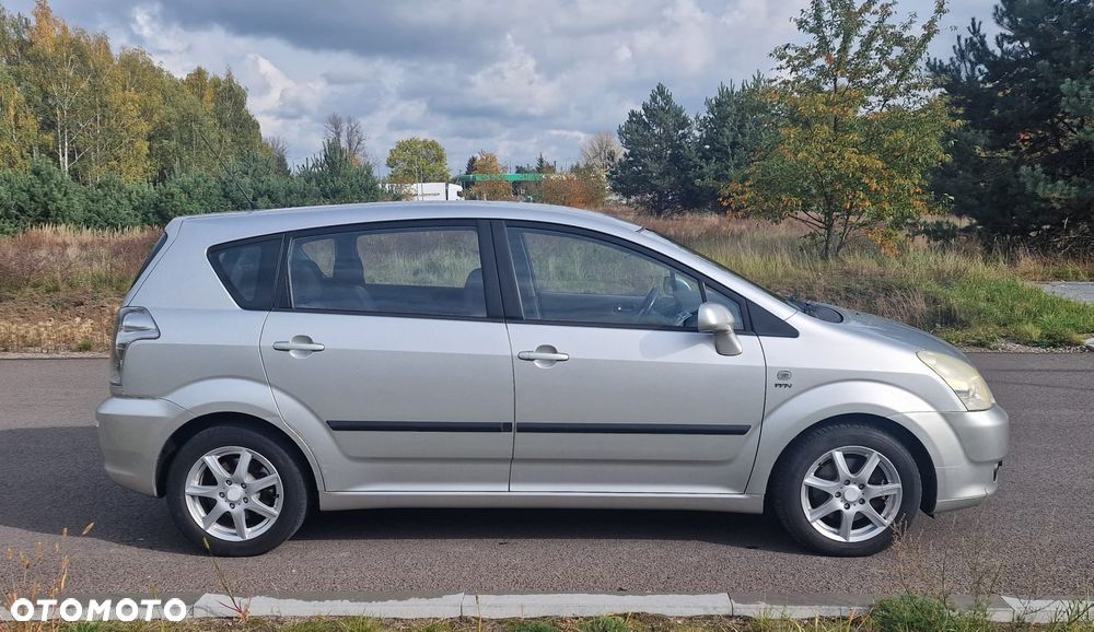 Toyota Corolla Verso - 7