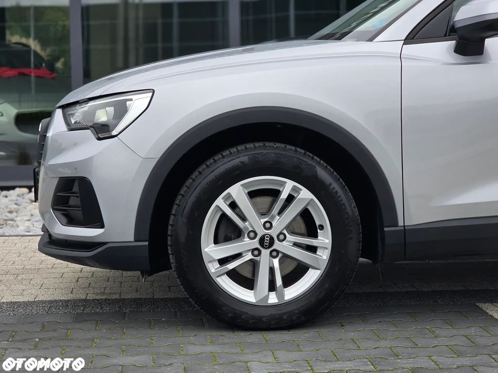 Audi Q3 35 TDI S tronic - 11