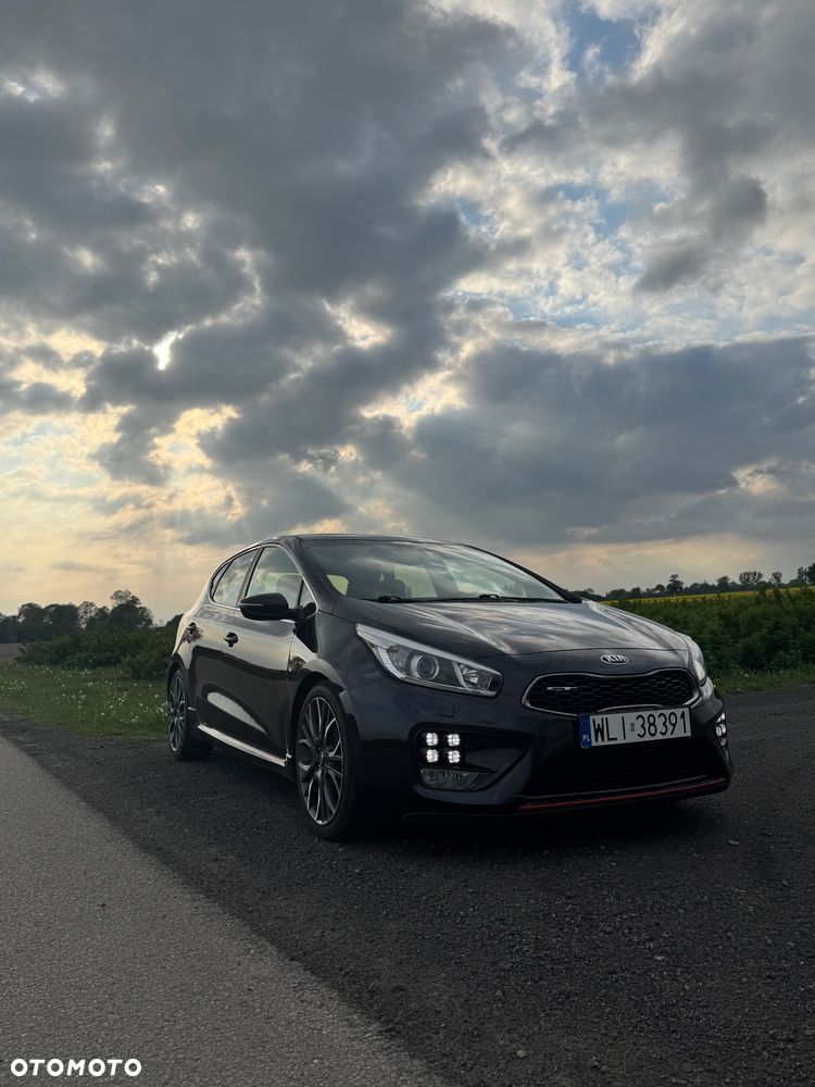 Kia Ceed 1.6 T-GDI GT - 2
