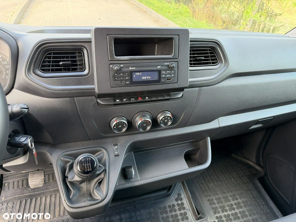 Renault Master - 16