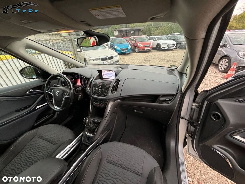 Opel Zafira 1.4 T Cosmo EcoFLEX S&S EU6 - 22