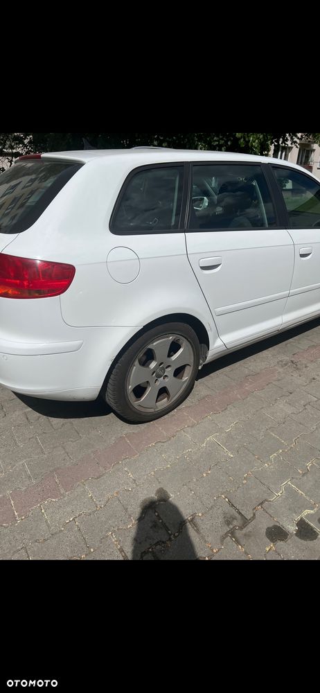Audi A3 Sportback - 3